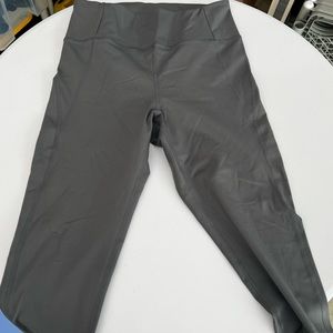 Girlfriend Collective Cropped Leggings